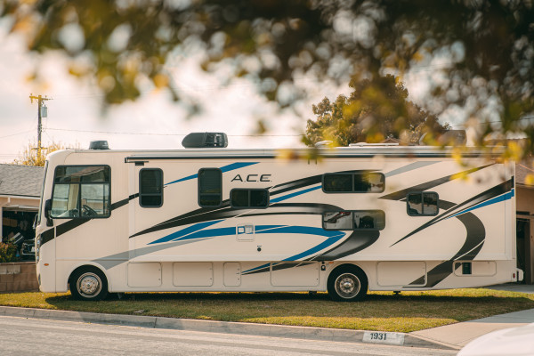 2023 Thor A.C.E. comfortable, luxury