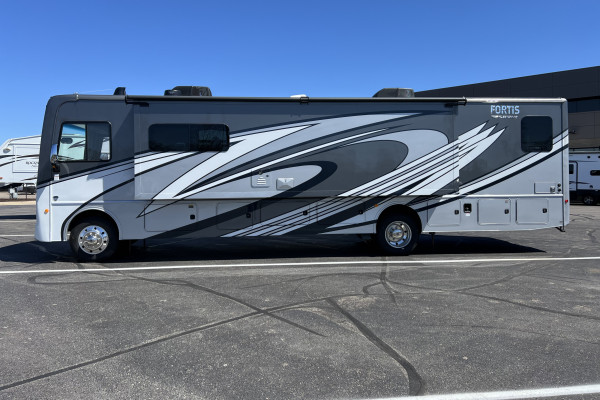 2024 Fleetwood Fortis