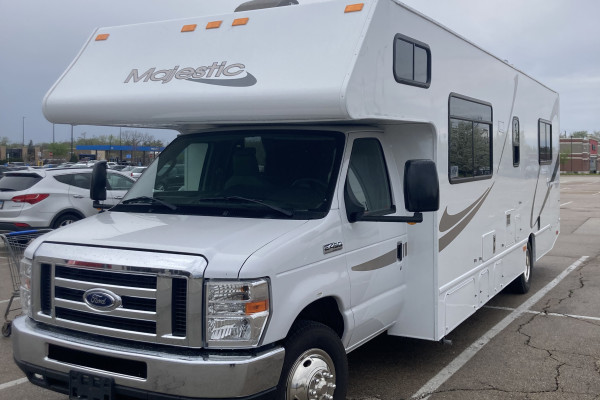 Newly Remodeled 2019 Majectic 28A Class C
