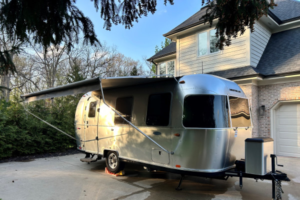 Magnolia 2 - 2018 AIRSTREAM Sport 22FB *FULLY LOADED*