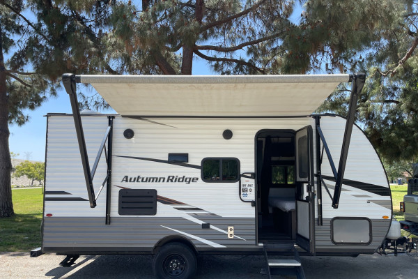 (05)2023 180BHS free generator easy towing +full size fridge +bunk bed+slid