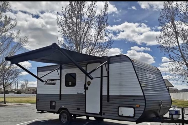 2023 Keystone RV Colman Lantern 17b