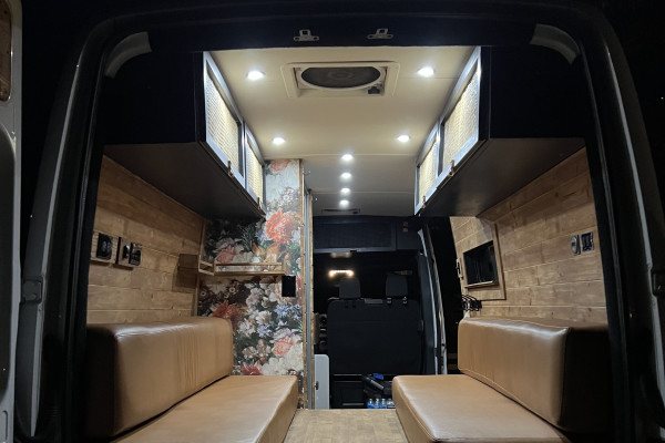 2019 Mercedes-Benz Sprinter RV Motorhome Campervan