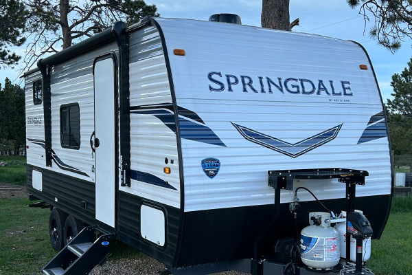 2022 Keystone RV Springdale, Bunkhouse, Propane Fridge, Solar, Queen Bed