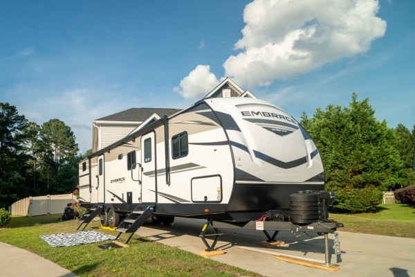 2024 Cruiser Embrace EL32BH