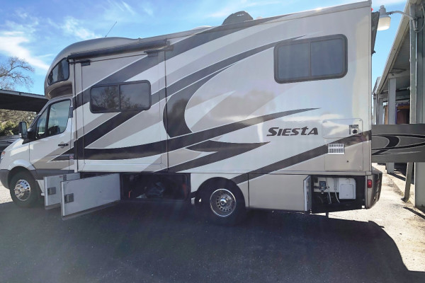 Great Lakes? Great Motorhome!