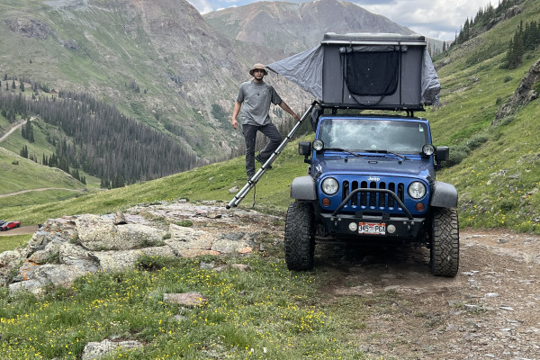 4x4 Mountain Explorer