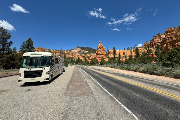 Big Family Getaway or ROOMY Couples Retreat!