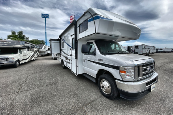 Wonderful for Family Sunseeker FR Class C
