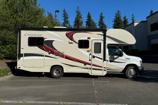 Ol' Bessy- 2015 Thor Chateau