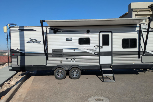 2022 Jayco Jay Flight SLX Rocky Mountain Edition - Dog Friendly