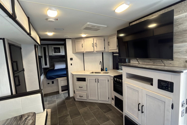 2022 Mallard Heartland 251bh