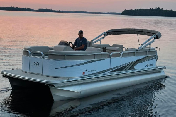 2021 Pontoon Boat Alvalon