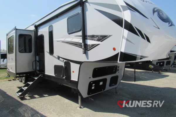 2022 Forest River Cherokee Wolf Pack