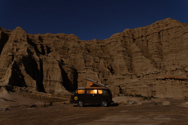 Van #8 - Hazel (Palm Springs)