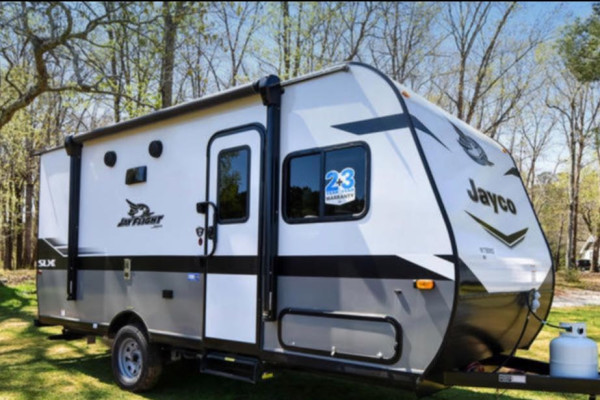 Sleeps 5 - Light weight - 2022 Jayco JayFlight Baja SLX 184BSW