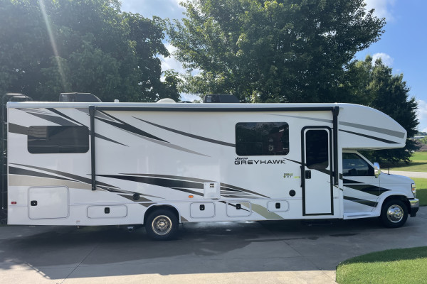 BRAND NEW Jayco Greyhawk 31F Luxury Motorhome