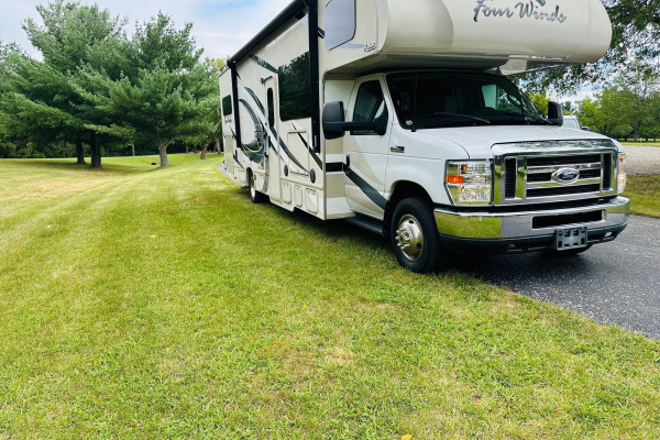 Thor Motor Coach Four Winds Class C