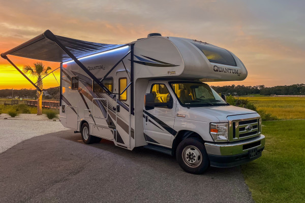 The Going Merry | Brand new luxury Thor Quantum
