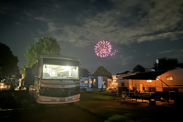 Beautiful Luxurious Motorhome!