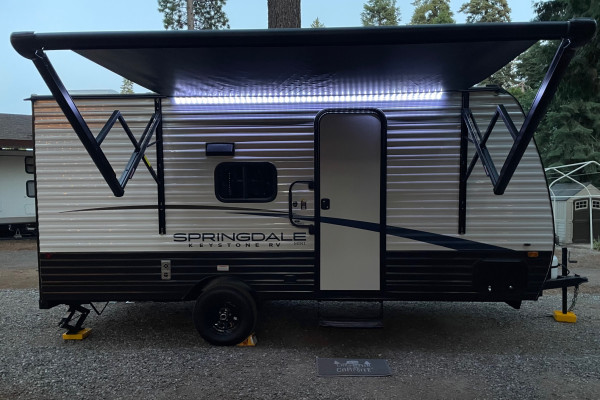 2024 Springdale light weight 6 sleeper trailer