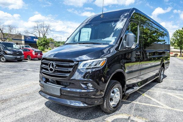 EXECUTIVE WELL EQUIPPED VAN