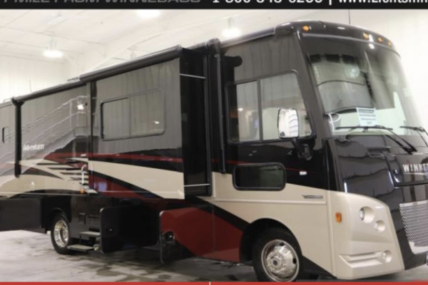 2019 winnebago adventure