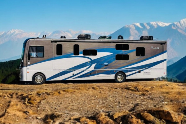 Road Trip in Style: 2022 Fleetwood Flair 34J