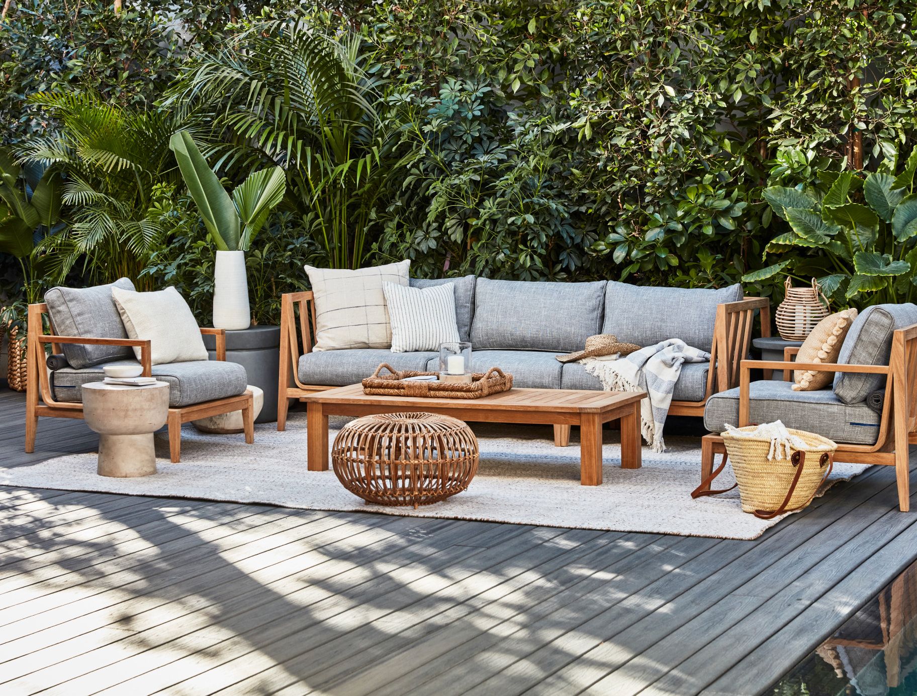 Outer The perfect outdoor sofa is now within reach.