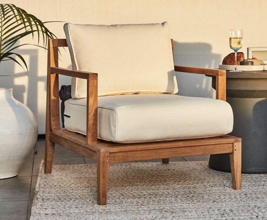 Outer The perfect outdoor sofa is now within reach.