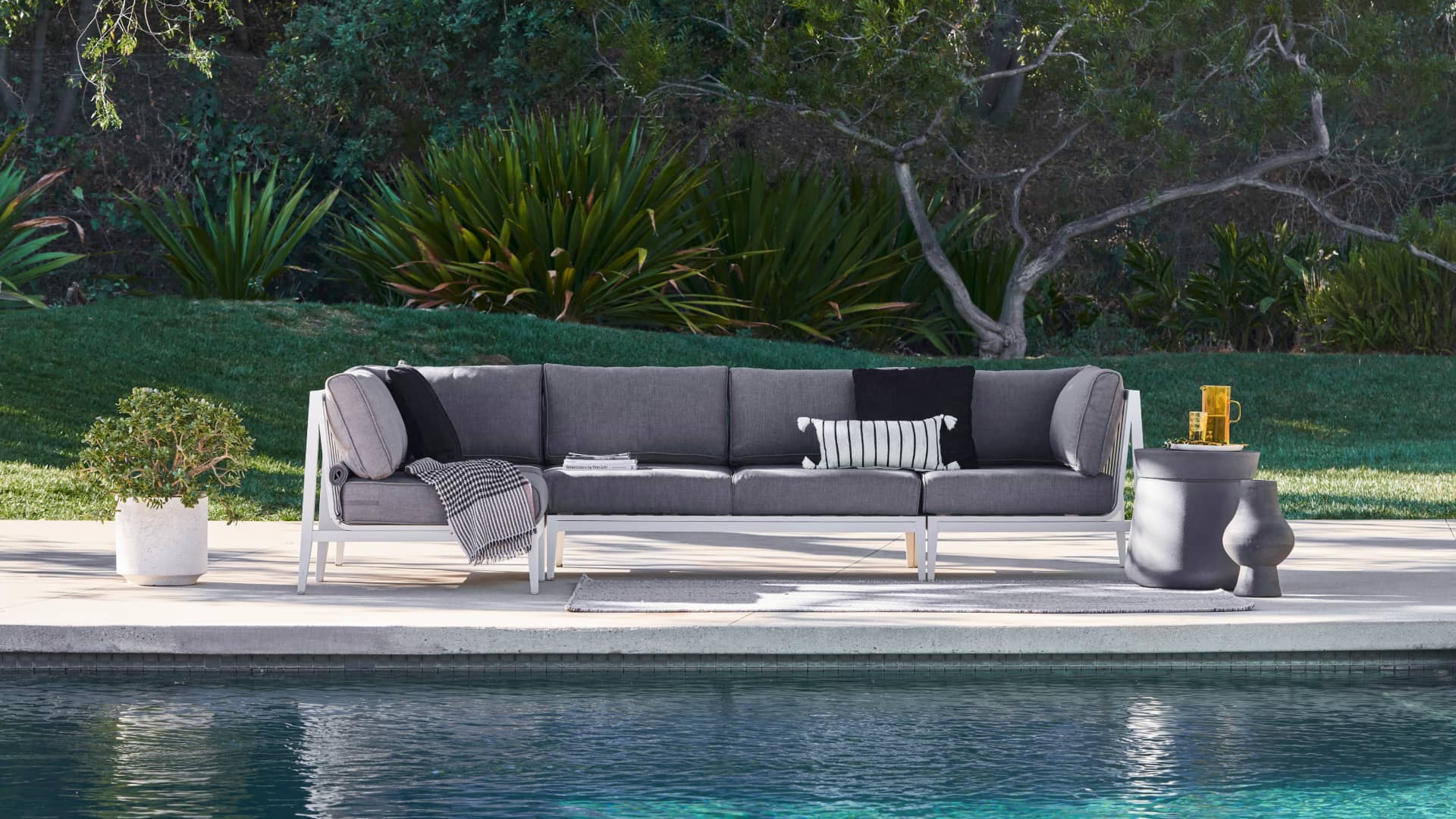 Outer Explore the Outdoor Sofa