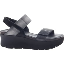 Women's Nova