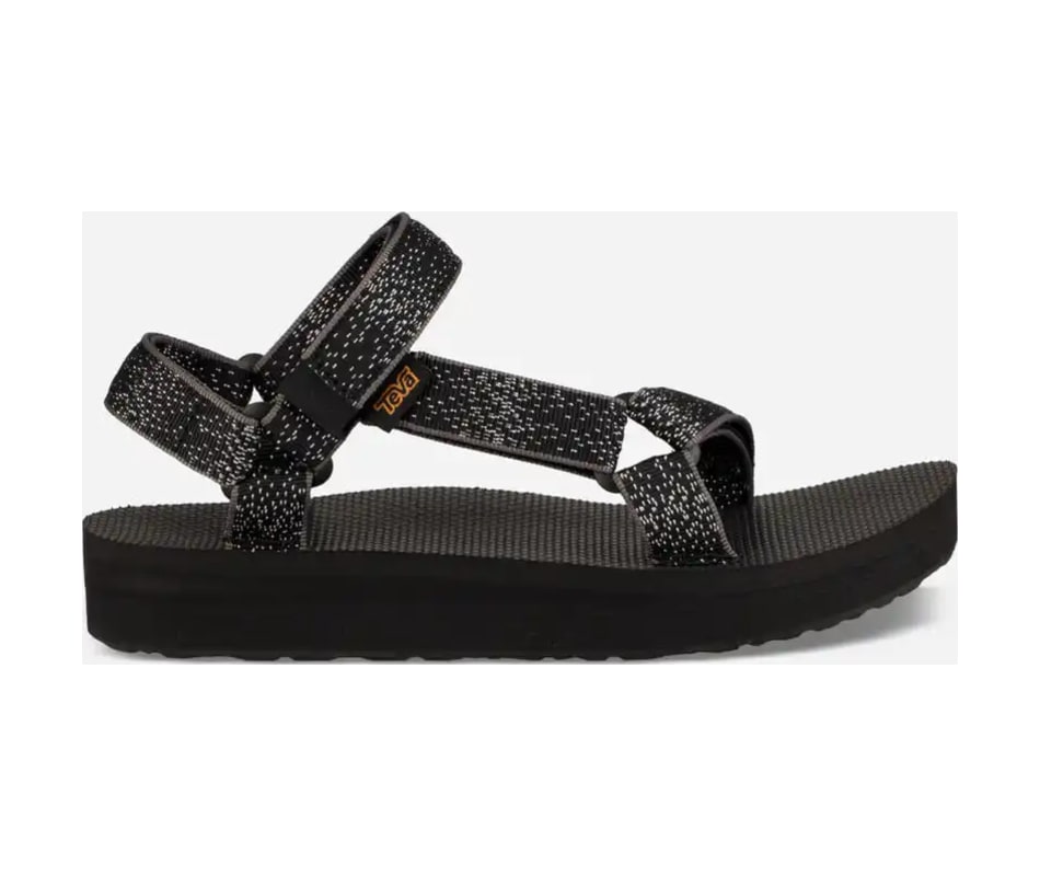 black flatform tevas