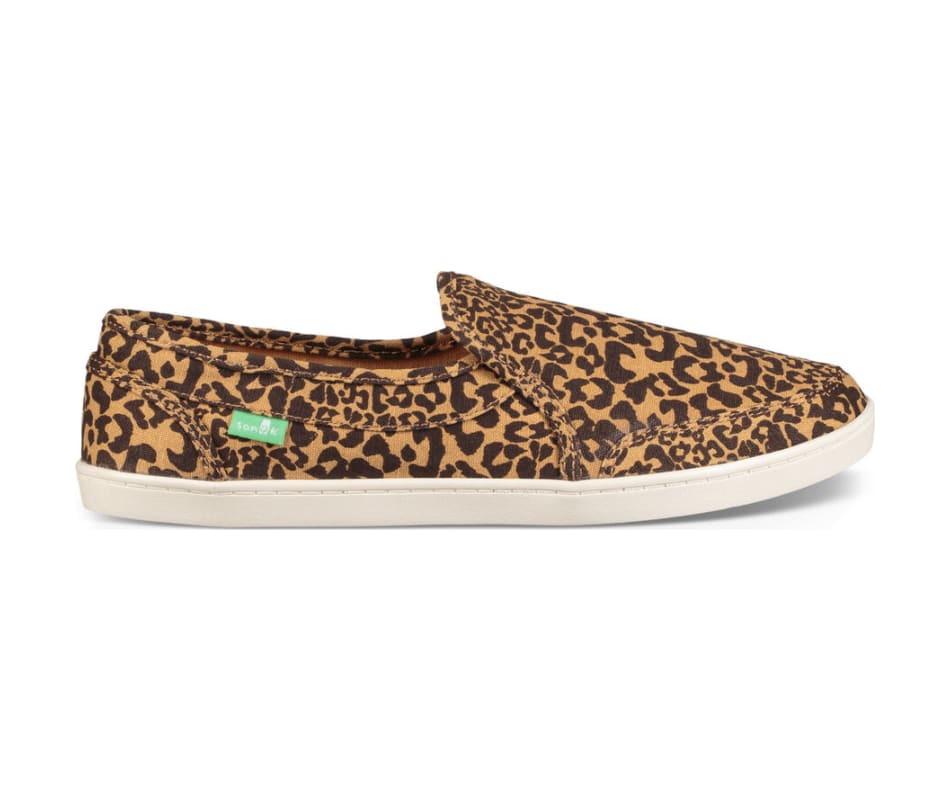 leopard sanuks