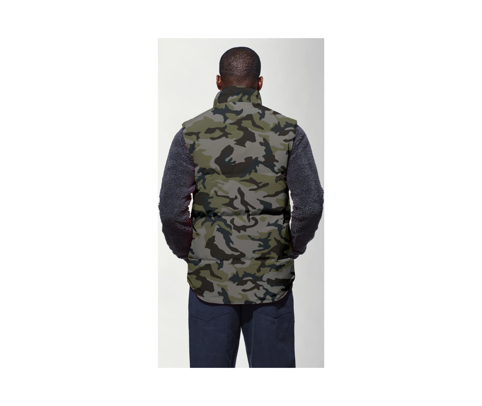 Canada Goose Men s Garson Crew Vest Camo Classic Camo Coastal Grey Small