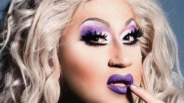 CROUCH END CABARET  VALENTINE`S SPECIAL