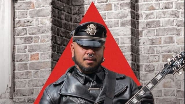 KAISER MEETS TRIANGLE