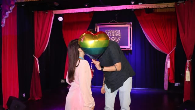 Vday Str/p Night (+ blind date!)