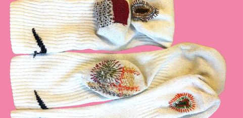 Sock Mending - A darn' good time at The Divine 