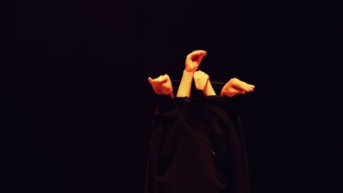 Residency+Sharing+with+Jonah+Russell%3a+Choreography%2c+theatrical+acrobatics+and+an+XXXXL+Jumper