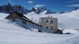 Cabane du Trient 2