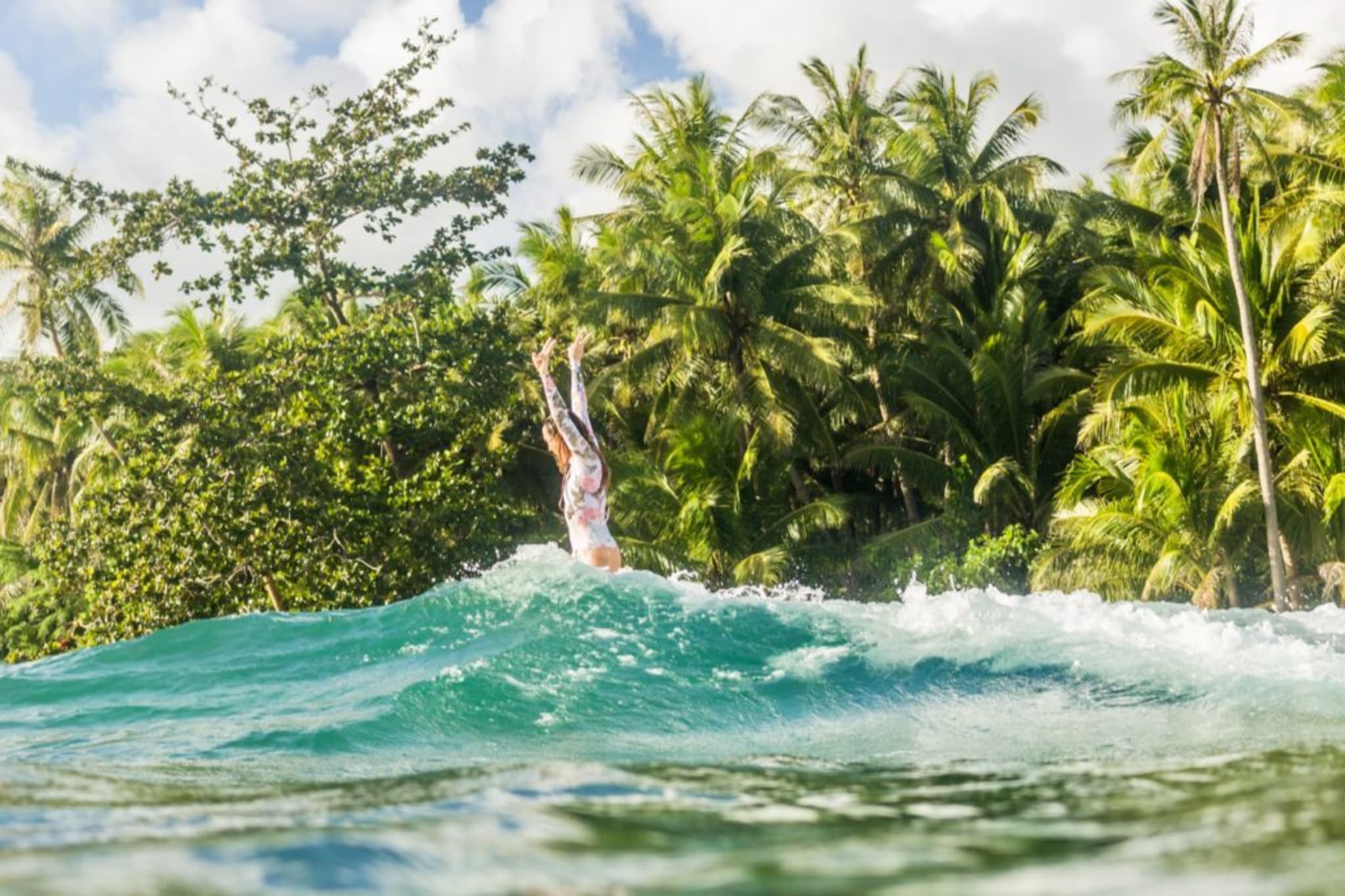 Femme surf Barbara 1