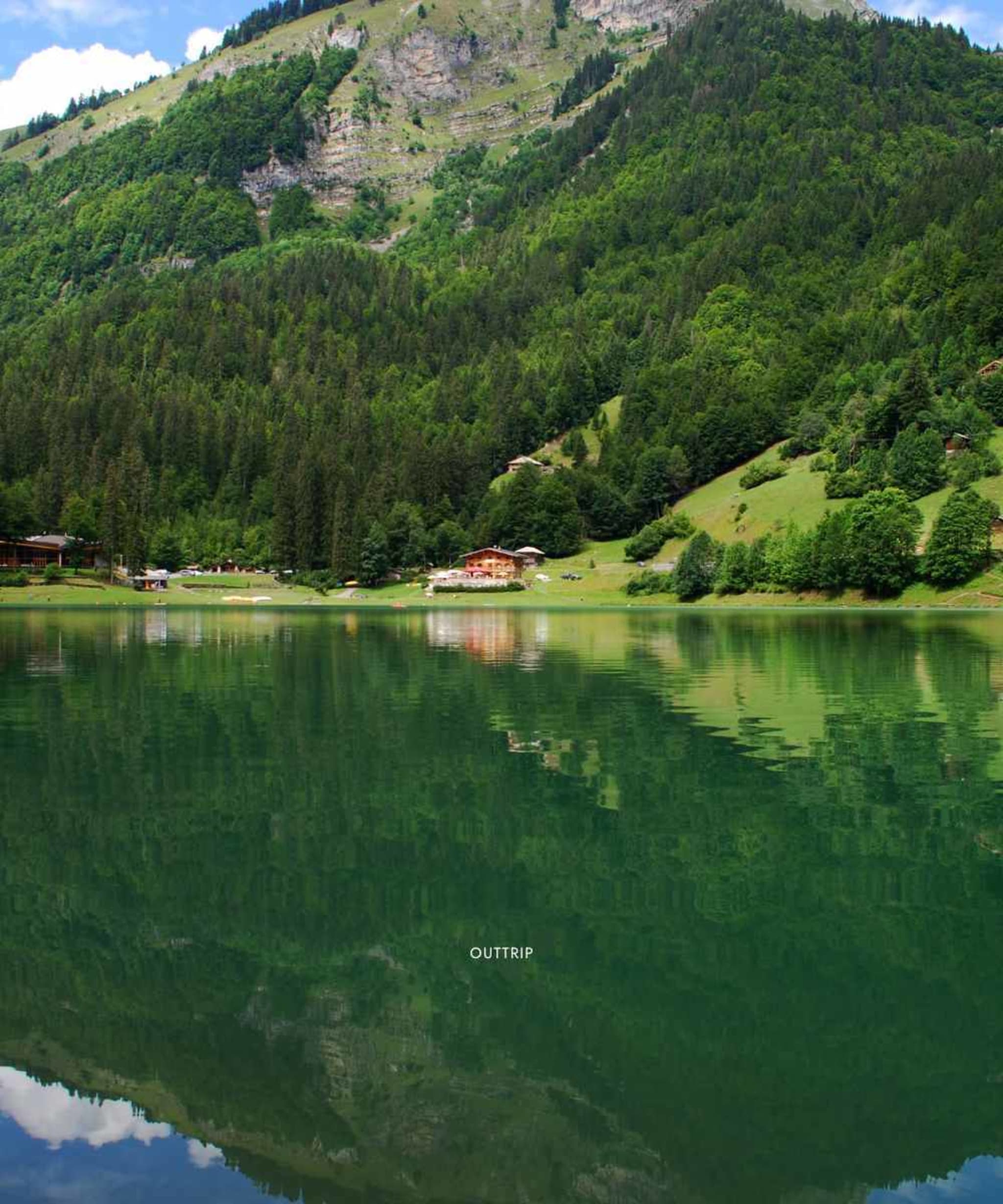 Lac de montagne Haute Savoie 4