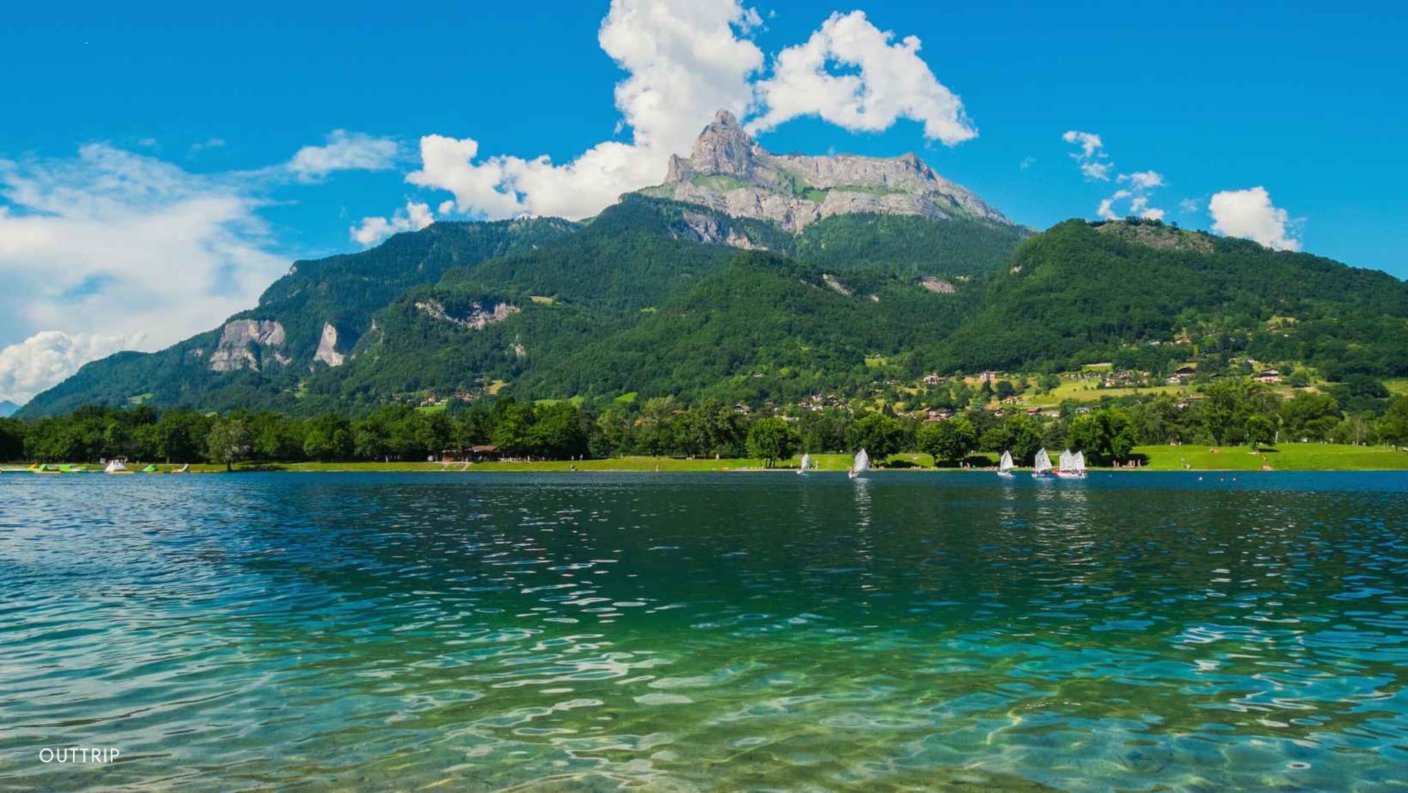 Lac de montagne Haute Savoie 5