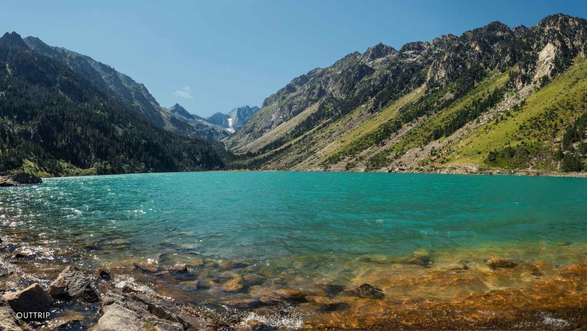 Lac de montagne Pyrénées