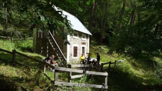 Cabane de Peyron Roux