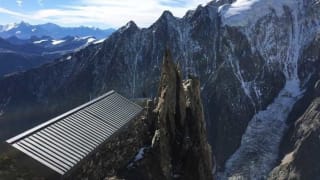 Refuge Quintino Sella Mont Blanc 3