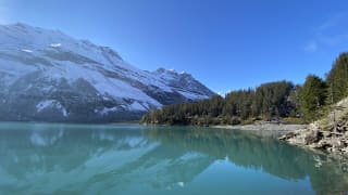 L-un-des-plus-beaux-lacs-de-Suisse-Oeschinensee-1.jpeg