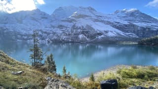 L-un-des-plus-beaux-lacs-de-Suisse-Oeschinensee-2.jpeg