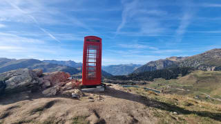 Randonnée cabine téléphonique roselend 2